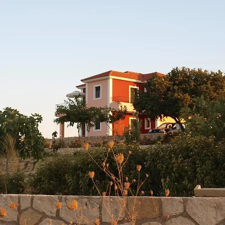 アパート Agnanti