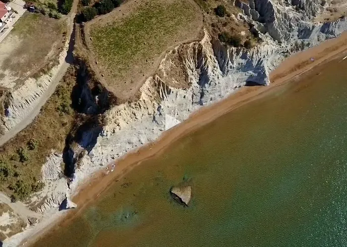 Agnanti アパート *